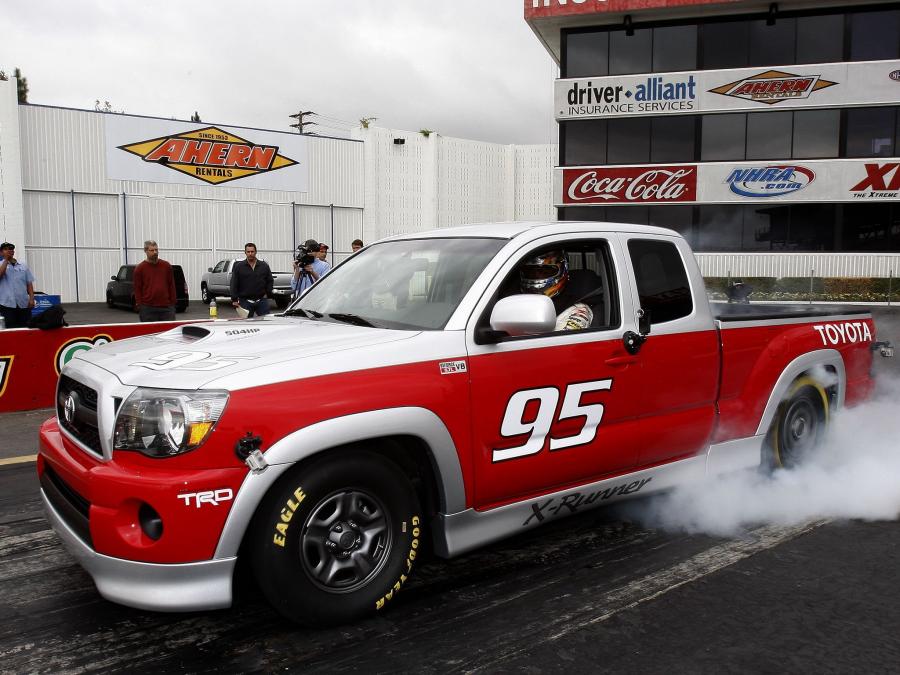  Toyota Tacoma X-Runner RTR Concept 2010 года  (фото 5 из 21)